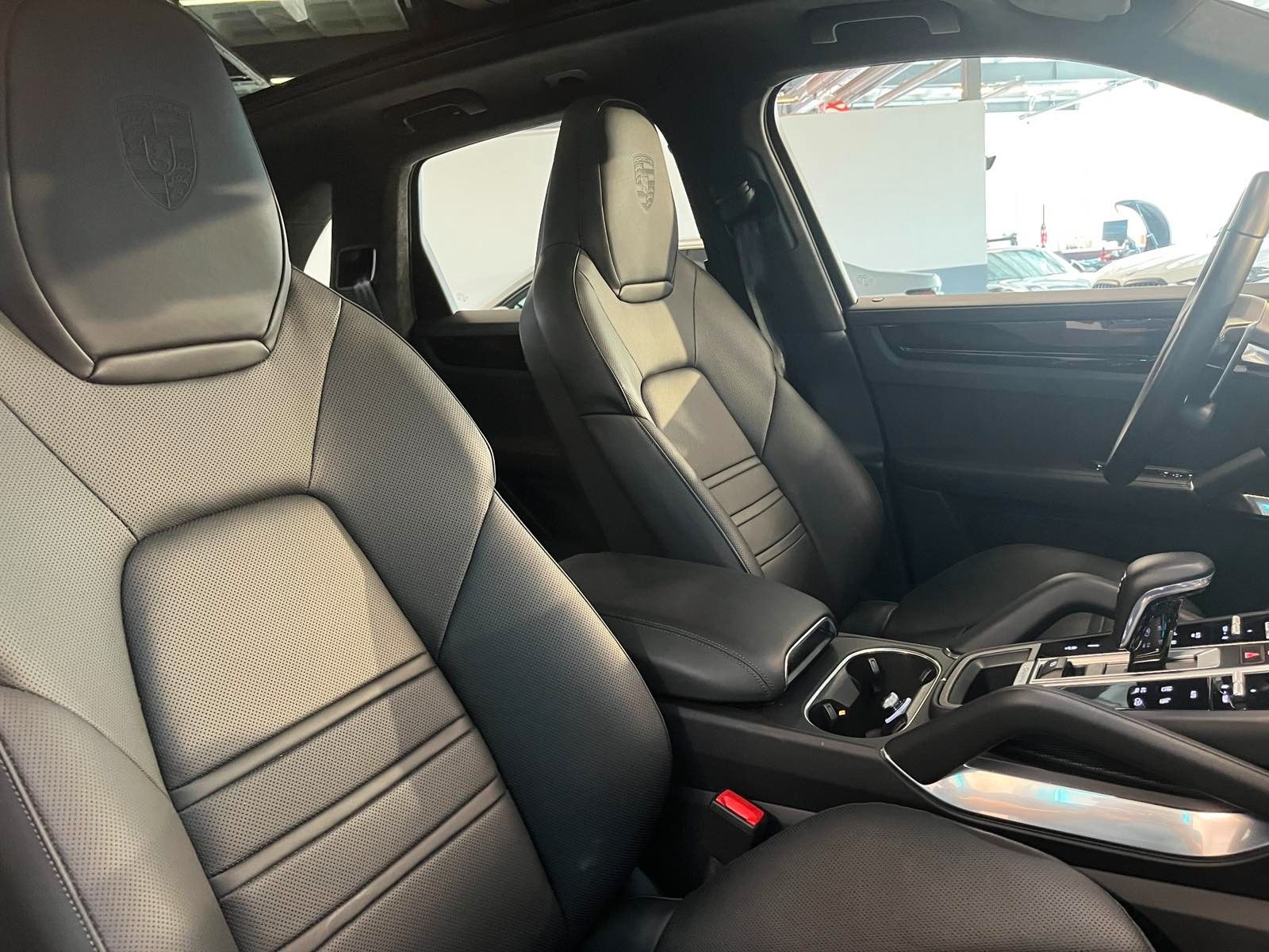 Porsche Cayenne Turbo /360 KAMERA /PANO/BOSE AUDIO