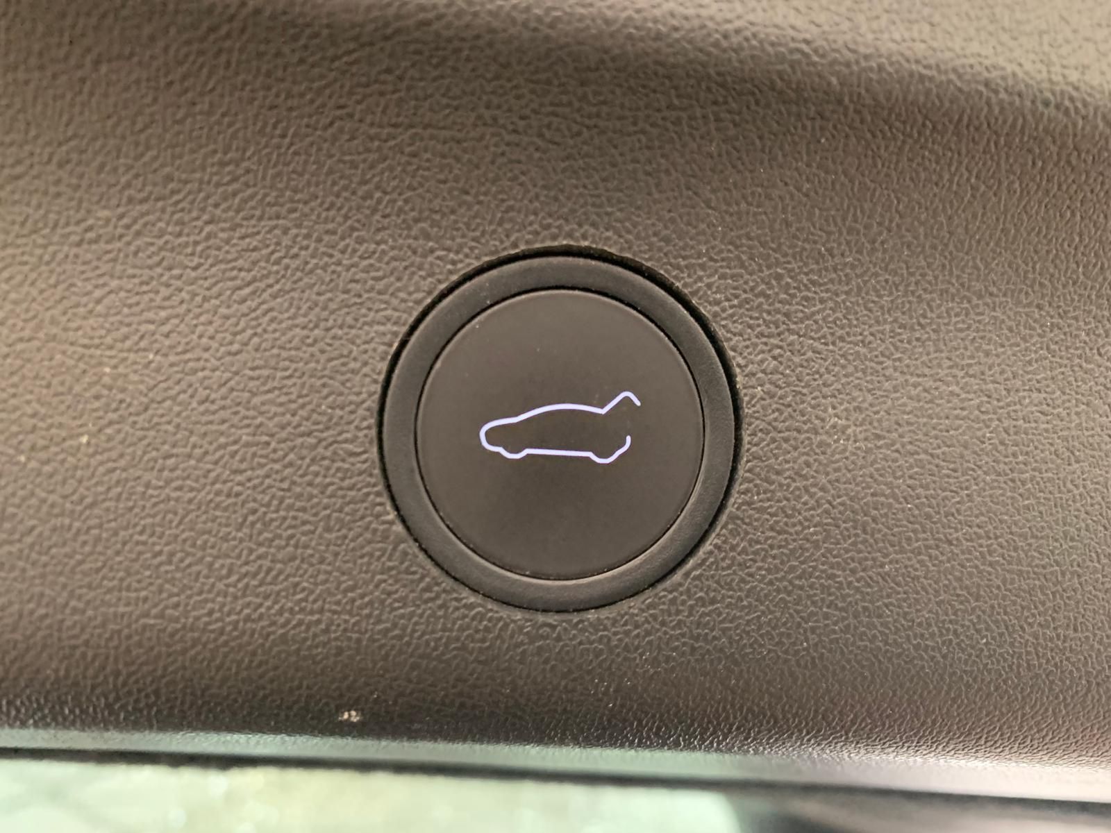 Tesla Model Y Long Range Dual AWD 360 Kam Autopilot 3
