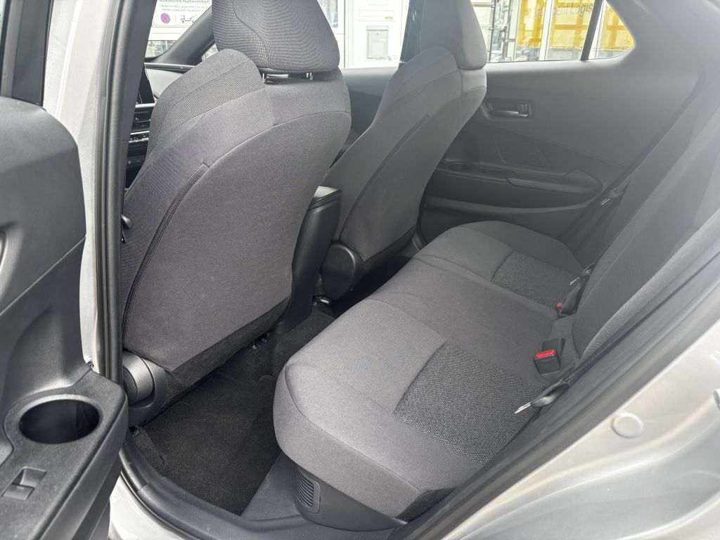 Toyota C-HR 1.8 Hybrid Business Edition