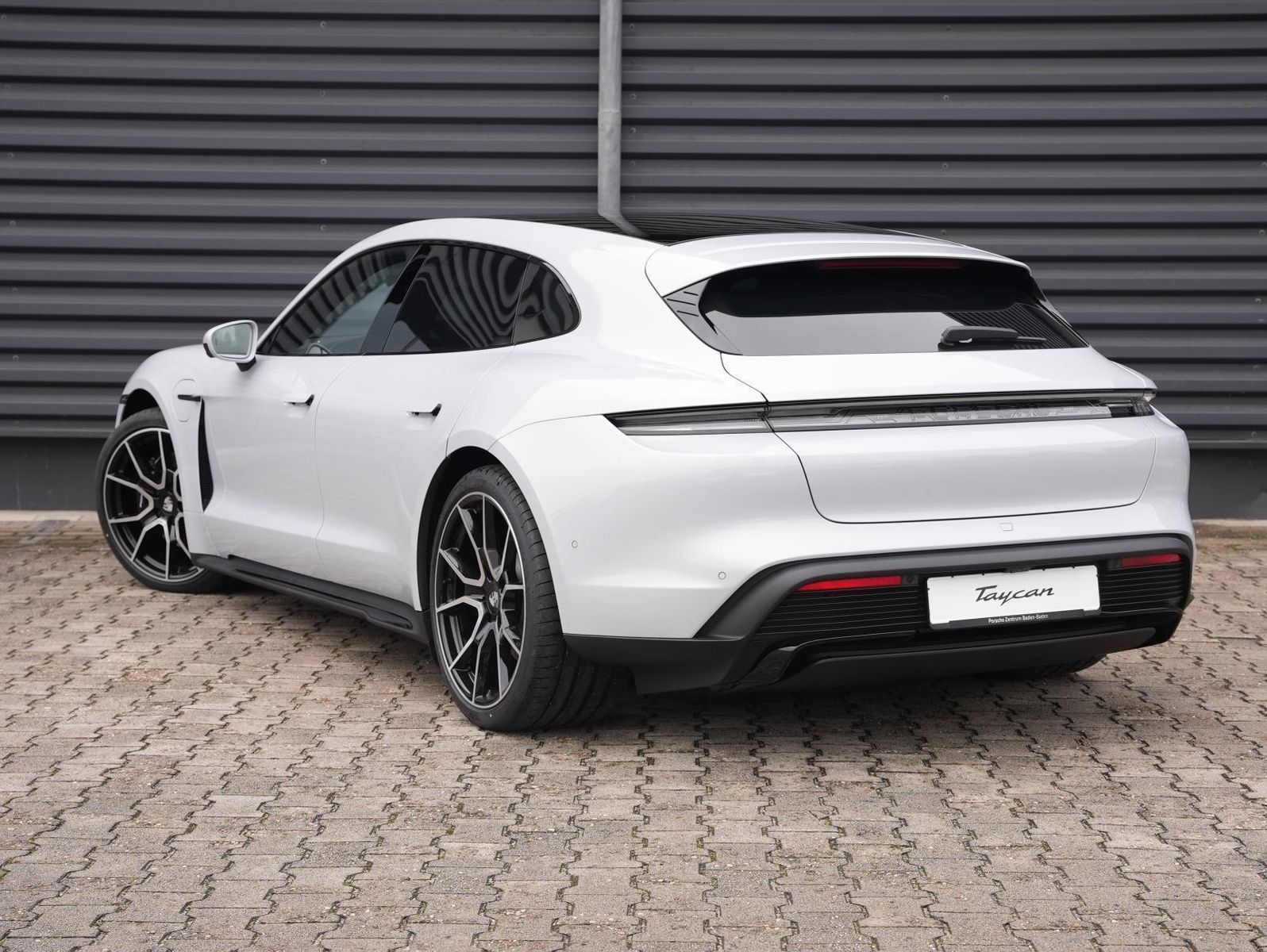 Porsche Taycan 4S Sport Turismo LED-Matrix InnoDrive Pan
