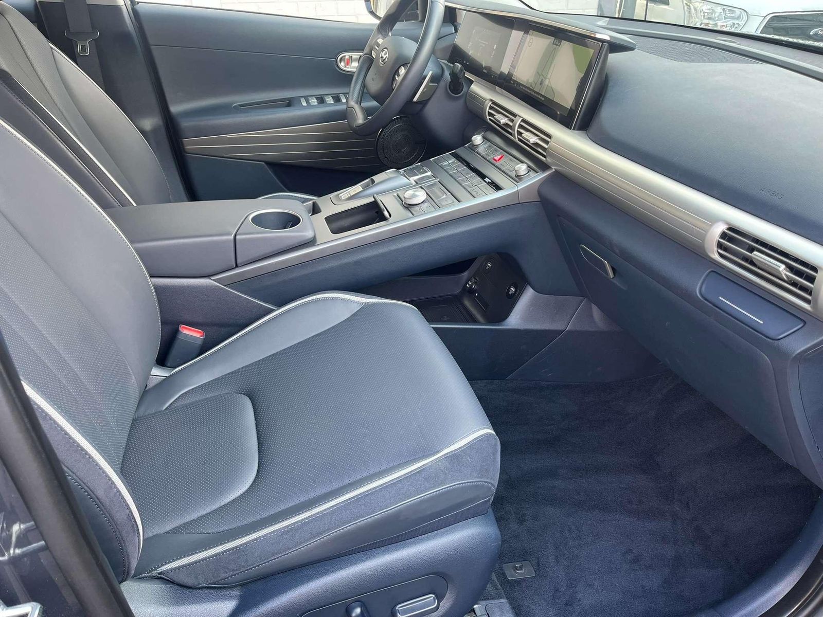 Hyundai NEXO Premium - Samsaru's Car Outlet