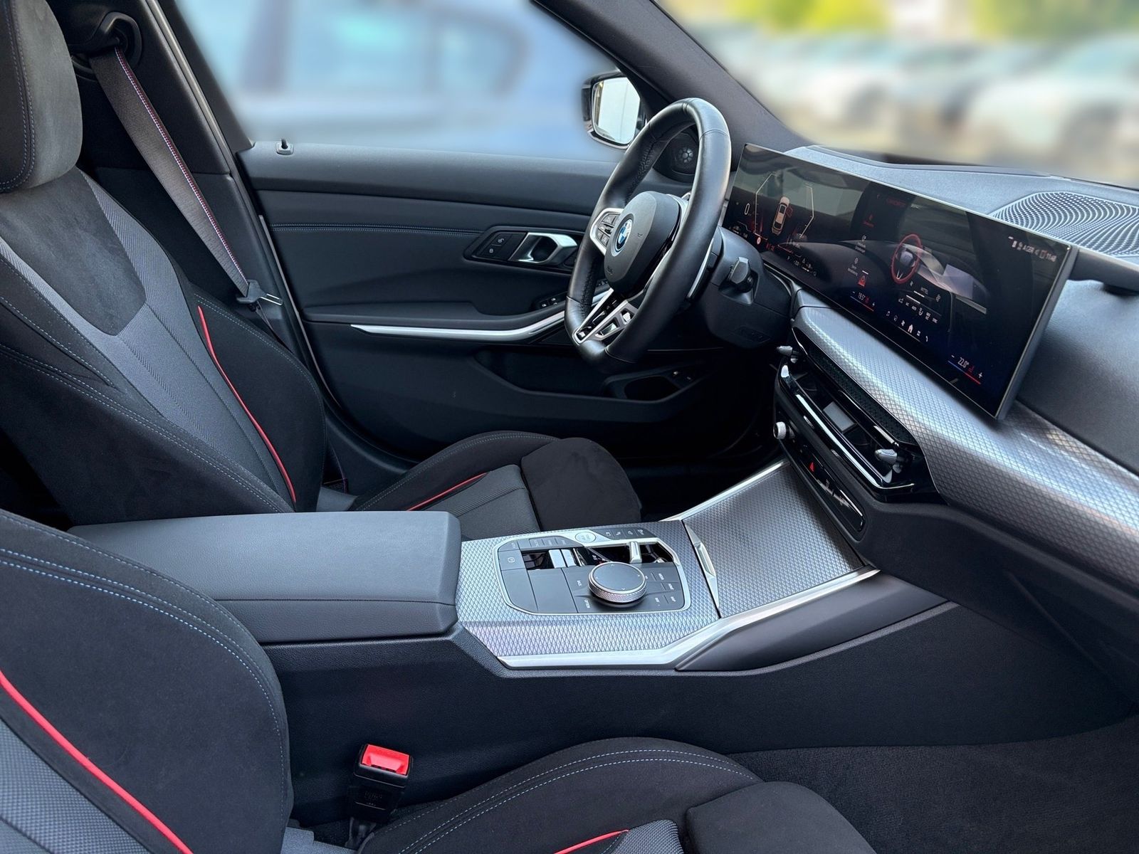 BMW 330e xDrive Touring M Sport Pano H/K DA Prof AHK