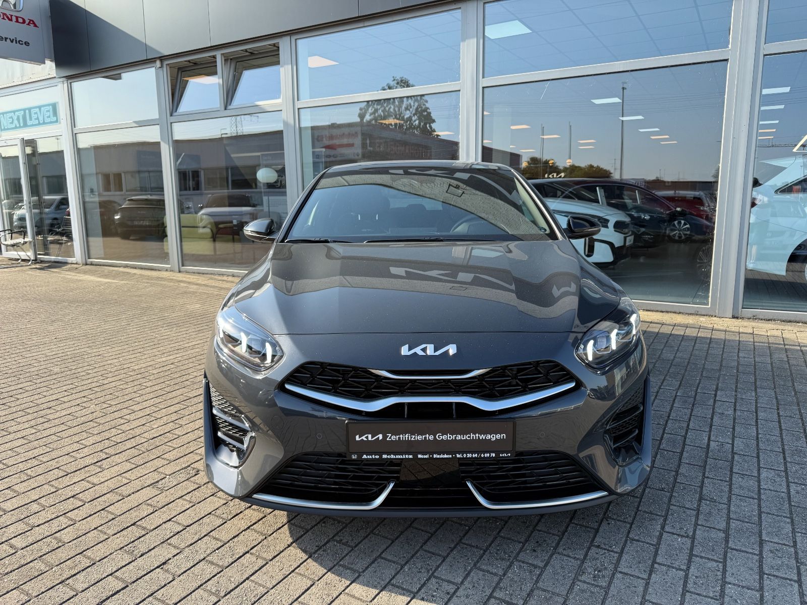 Kia Ceed 1.5T GT - Samsaru's Car Outlet
