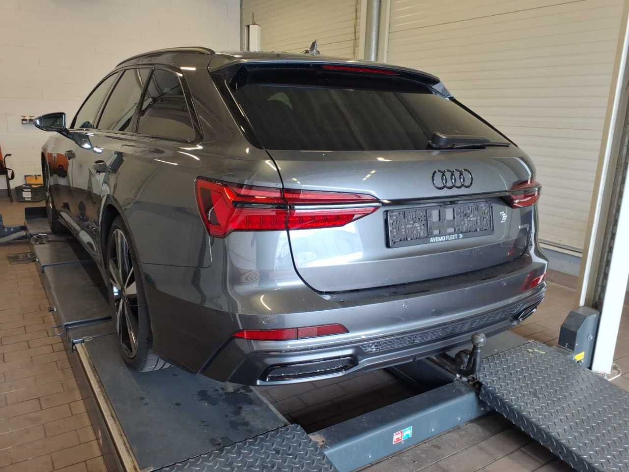 Audi A6 Avant 2 x S line 40 TDI qu. AHK, B&O, Assist