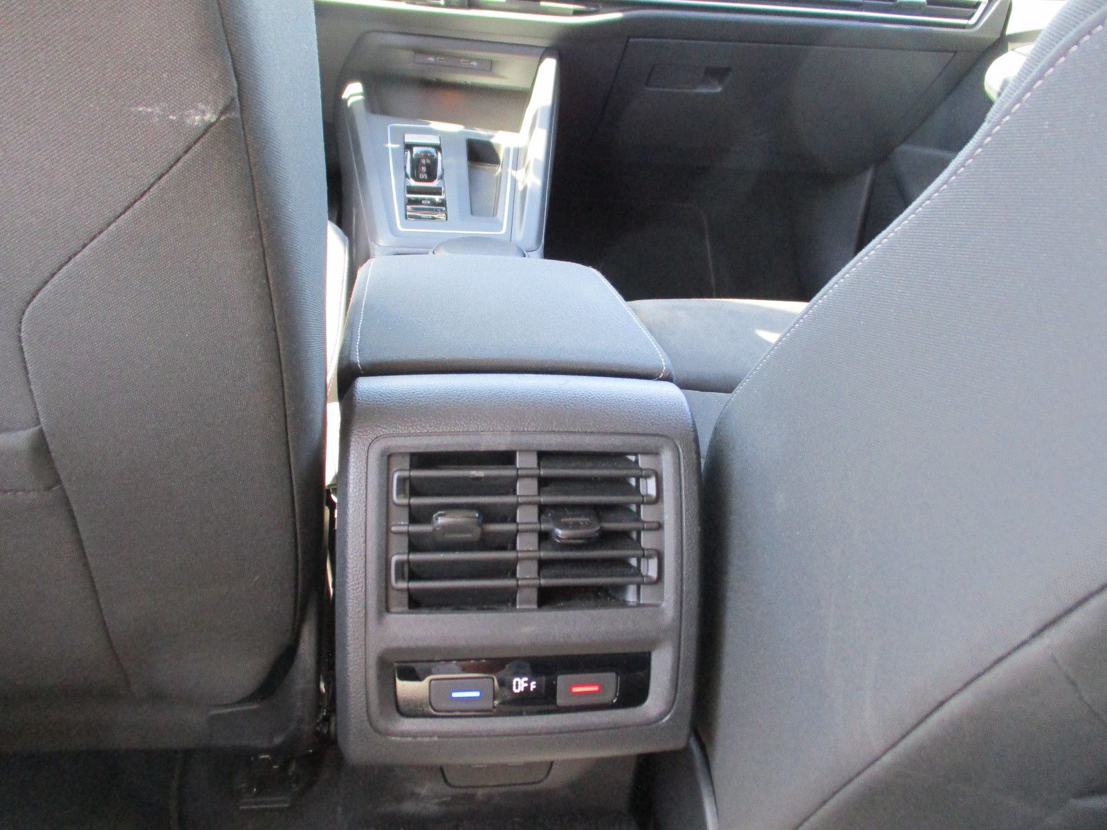 Volkswagen Golf VIII Style eHybrid DSG - Samsaru's Car Outlet