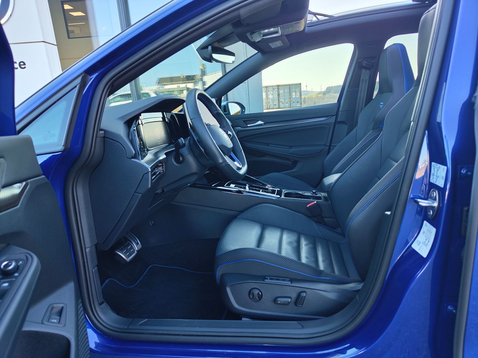 Volkswagen Golf R Variant 2.0 TSI 333 PS 4M/AHK/DCC/ASG2030
