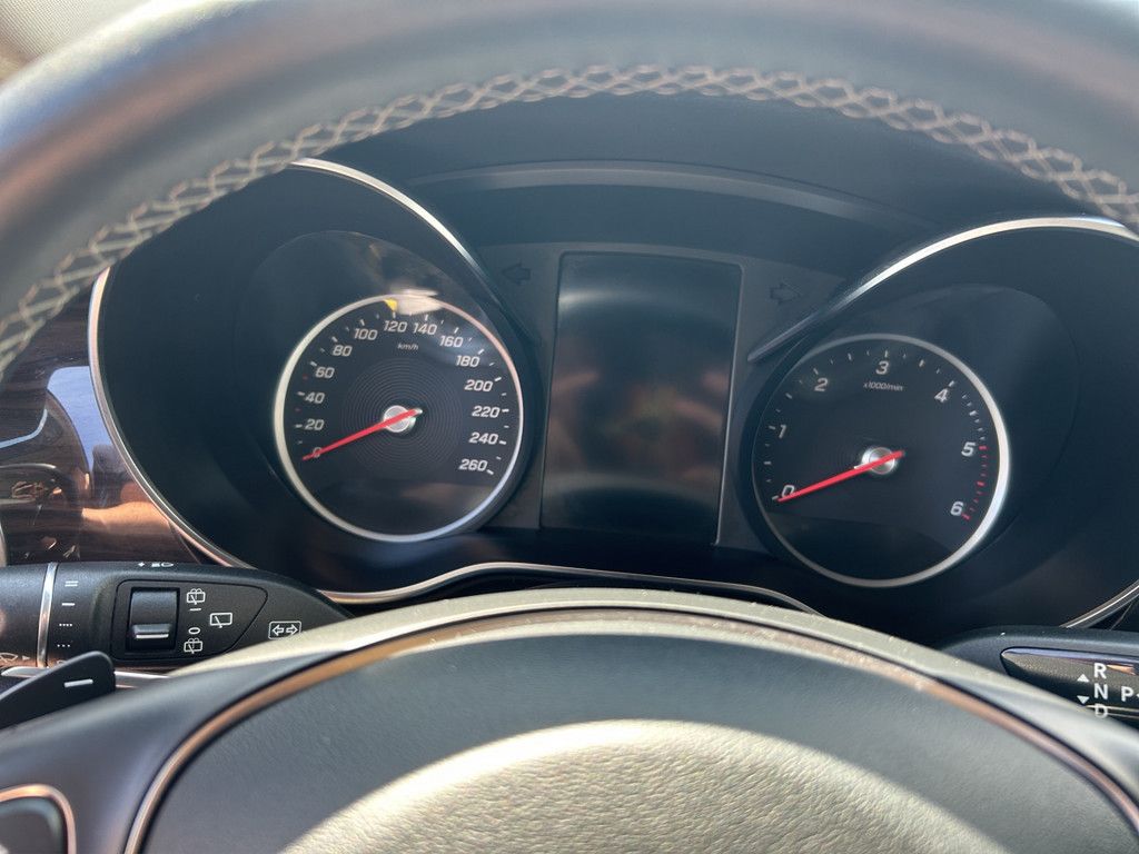 Mercedes-Benz V 250d AVANTGARDE EDITION - Samsaru's Car Outlet