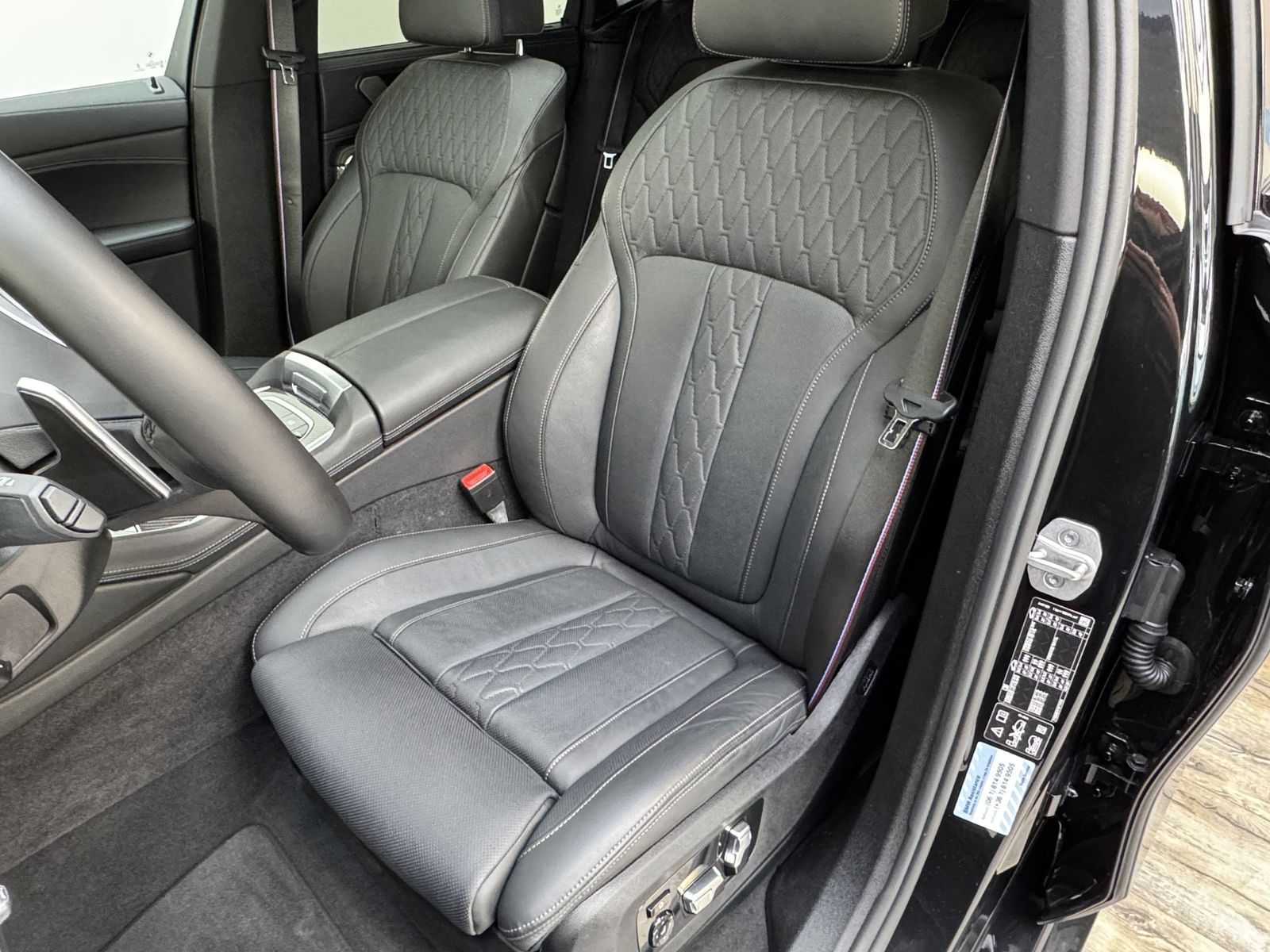 BMW X6 xDr30d M Sport Pro 22'' Sitzlüft. ACC 360°AHK