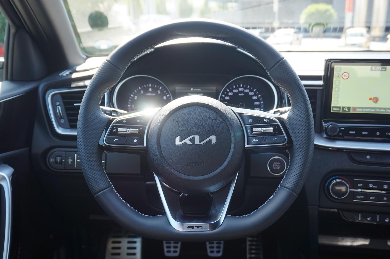 Kia Ceed 1.5 TGDI GT-LINE - Samsaru's Car Outlet