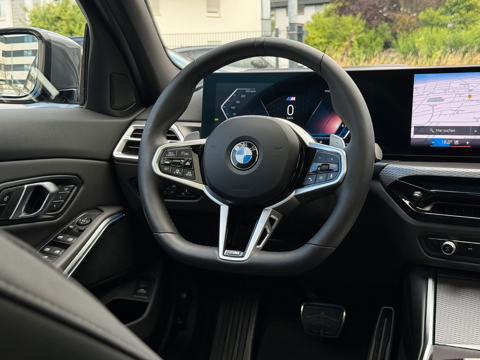BMW 320d xD M Sport pro HuD Pano hifi StHzg memory