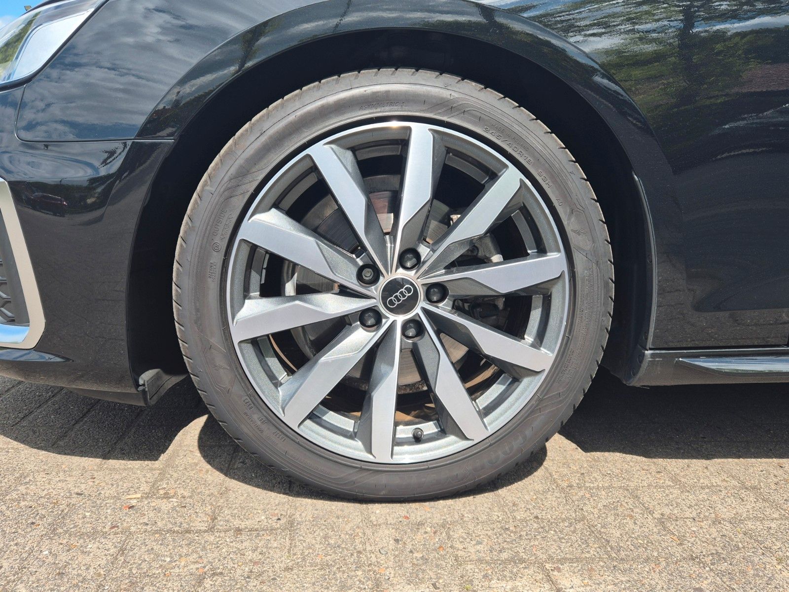 Audi A4 Avant 35 TDI S line S-tronic - Samsaru's Car Outlet