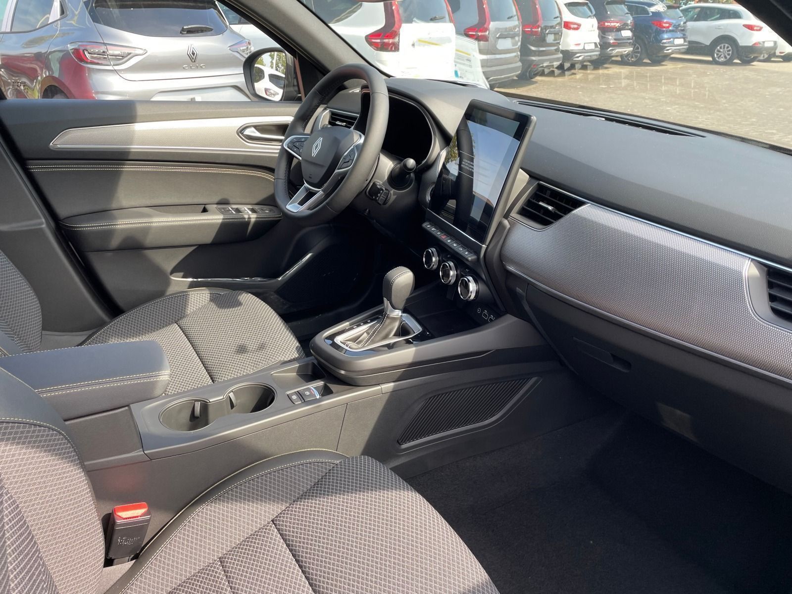 Renault Arkana Techno TCe140 EDC - Samsaru's Car Outlet