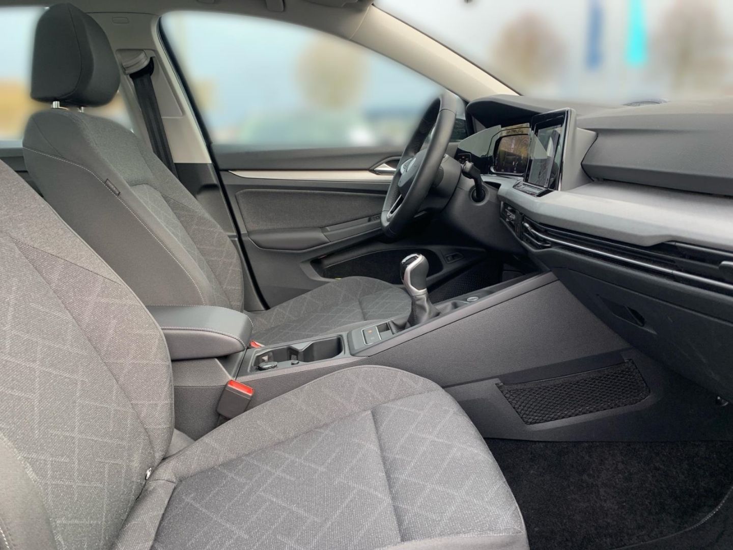 Volkswagen Golf Variant 8 VIII Life 1.5 TSI - Samsaru's Car Outlet