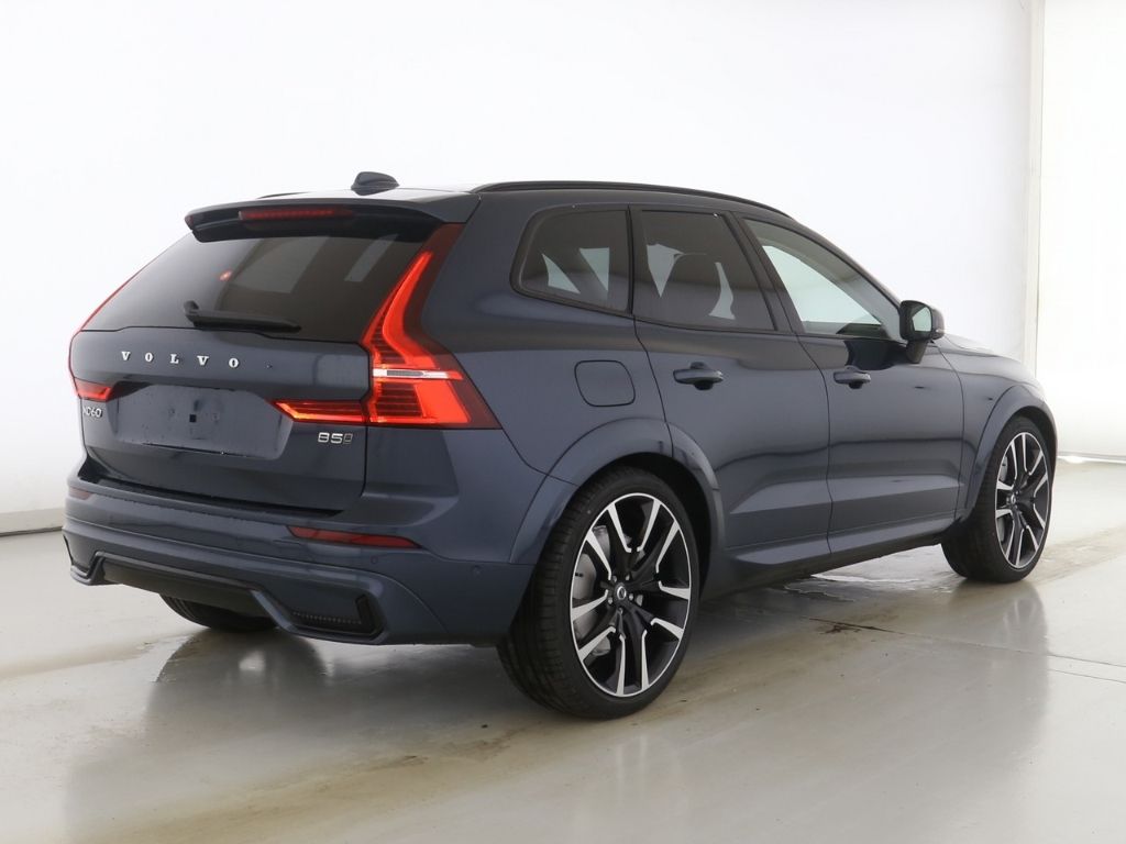 Volvo XC60 Ultra Dark AWD B5 Benzin EU6d HUD AD AHK Di