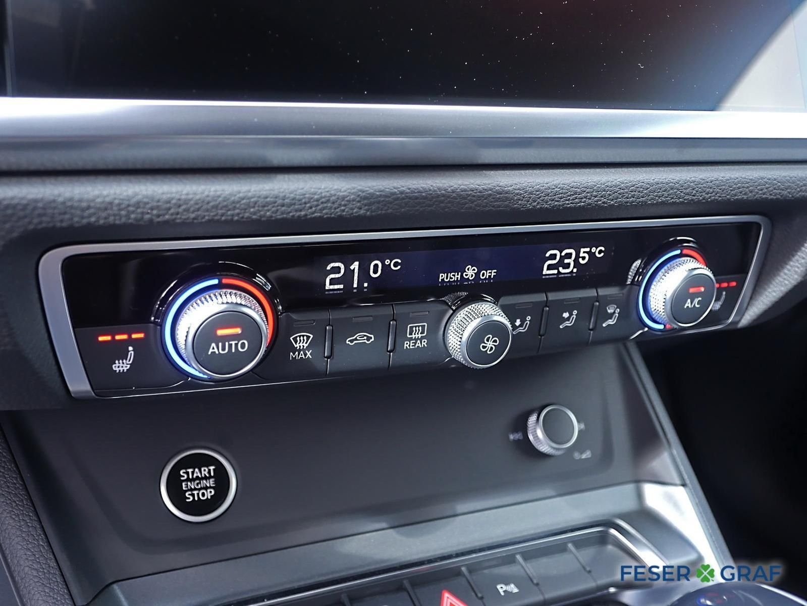 Audi Q3 S line 40 TFSI quattro AHK Pano RFK ACC LED