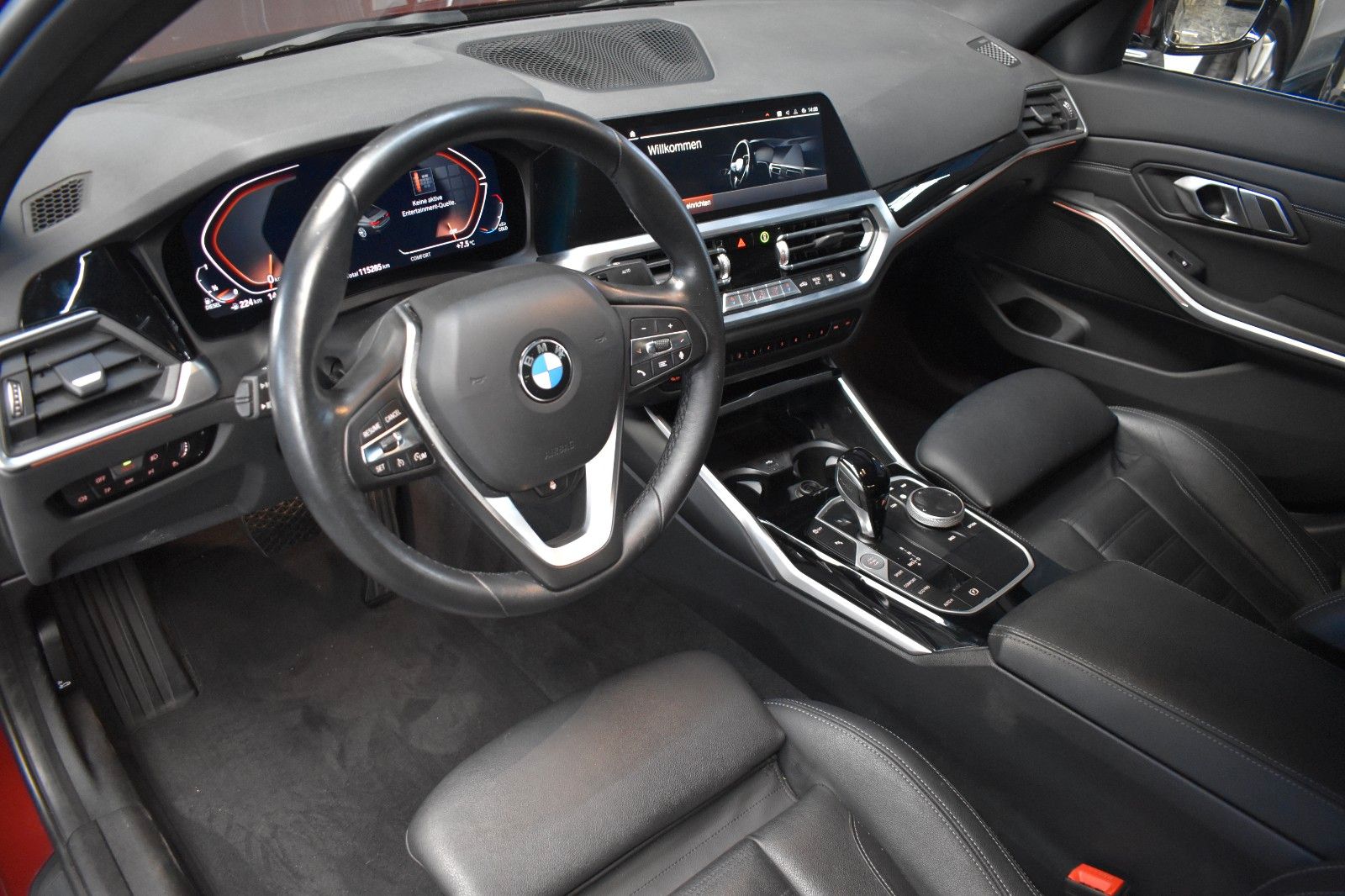 BMW 320 d xDrive SPORT LINE*LEDER*LIVE COCKPIT*LED*