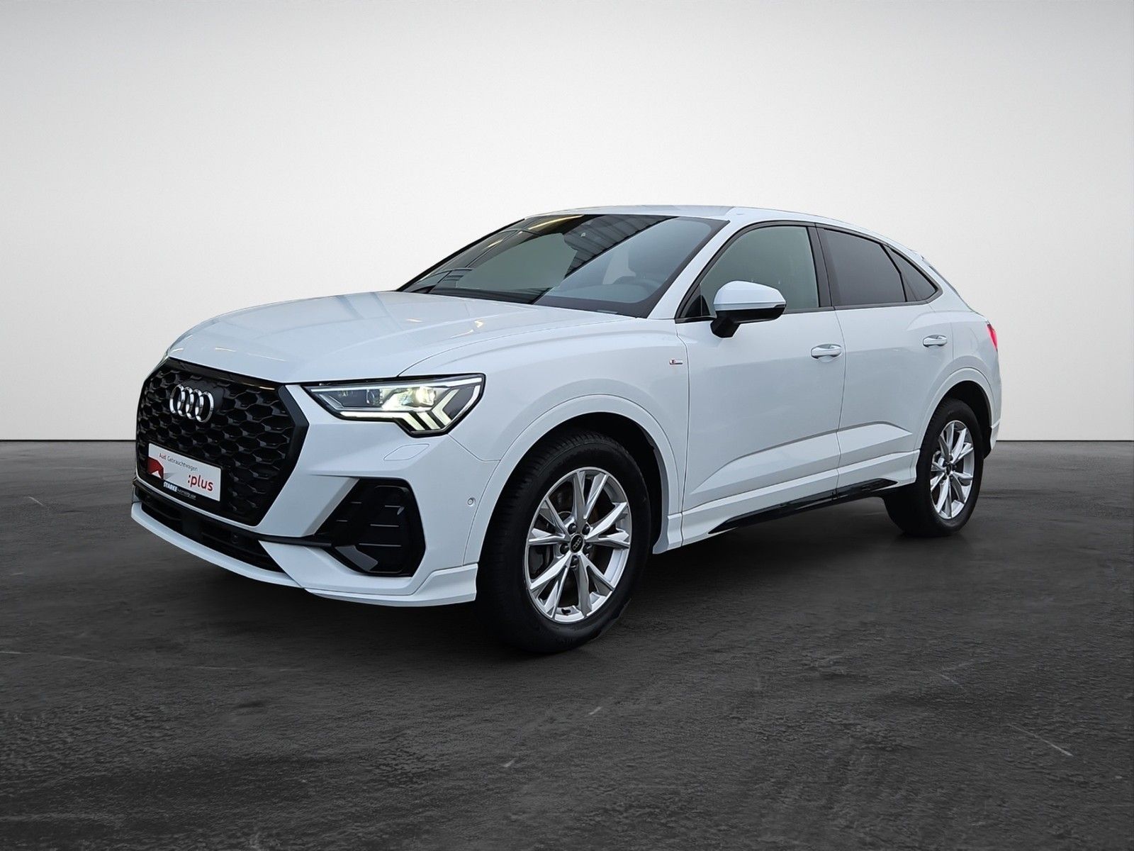 Audi Q3 Sportback 45 TFSI S tronic S line - Samsaru's Car Outlet