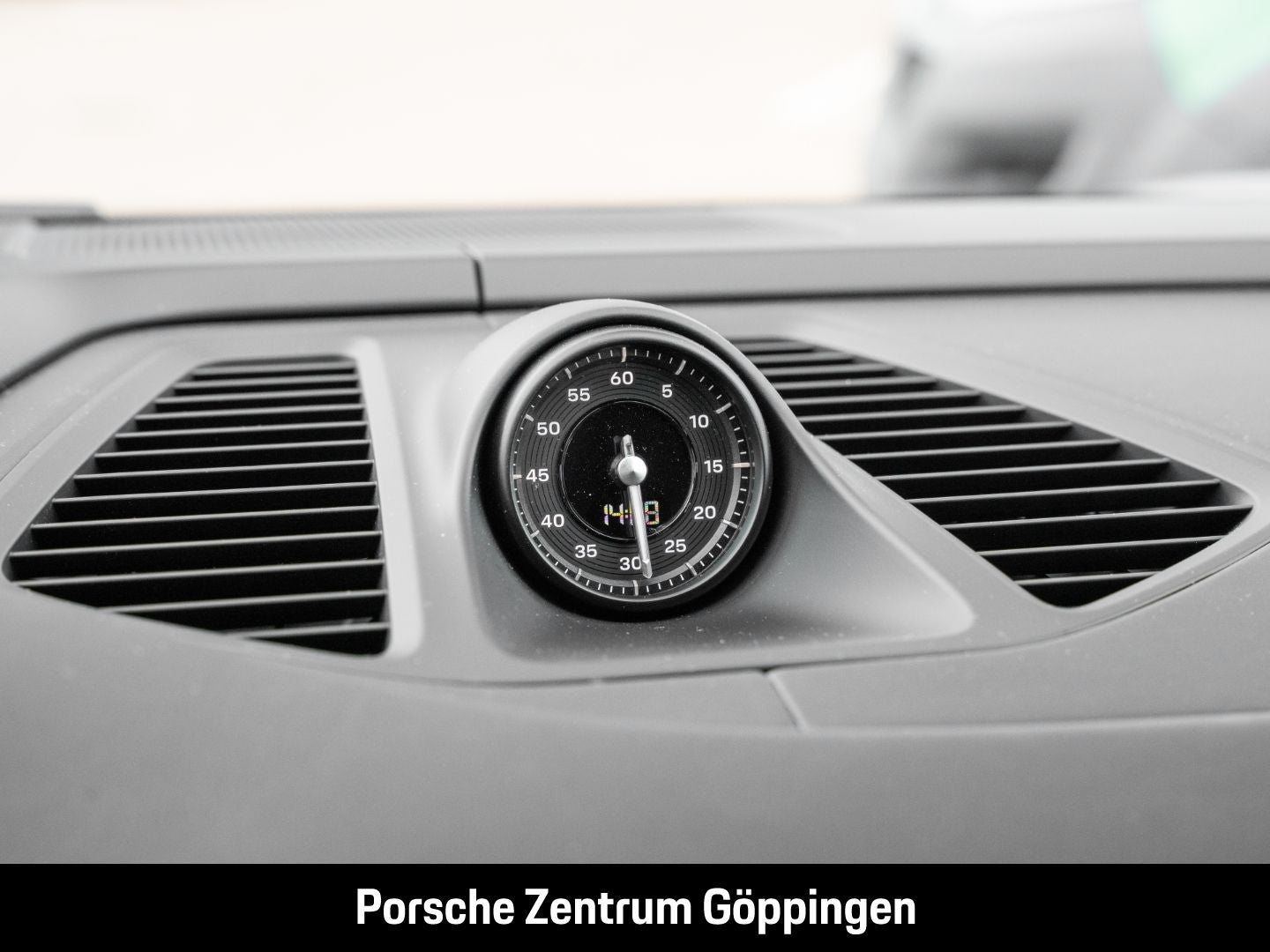 Porsche Macan 4 Luftfederung Panoramadach BOSE HA-Lenkun
