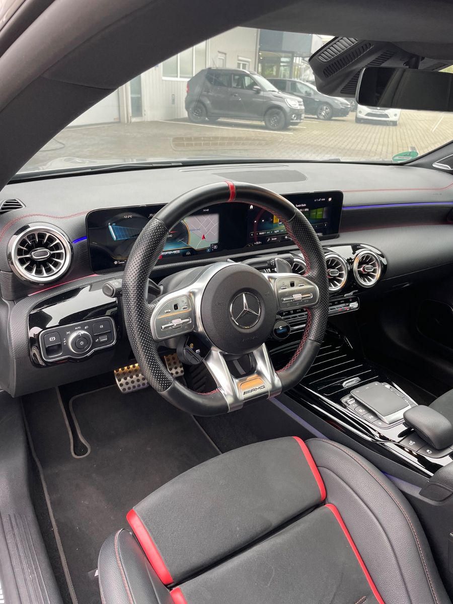 Mercedes-Benz CLA 35 AMG - Samsaru's Car Outlet