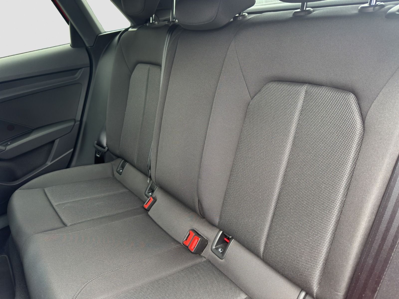 Audi A3 Sportback 30 TDI S line - Samsaru's Car Outlet