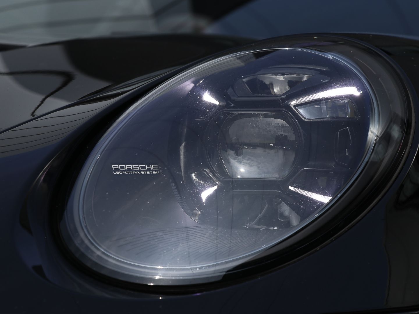 Porsche 992 911 Targa 4 GTS Burmester HA-Lenkung LED