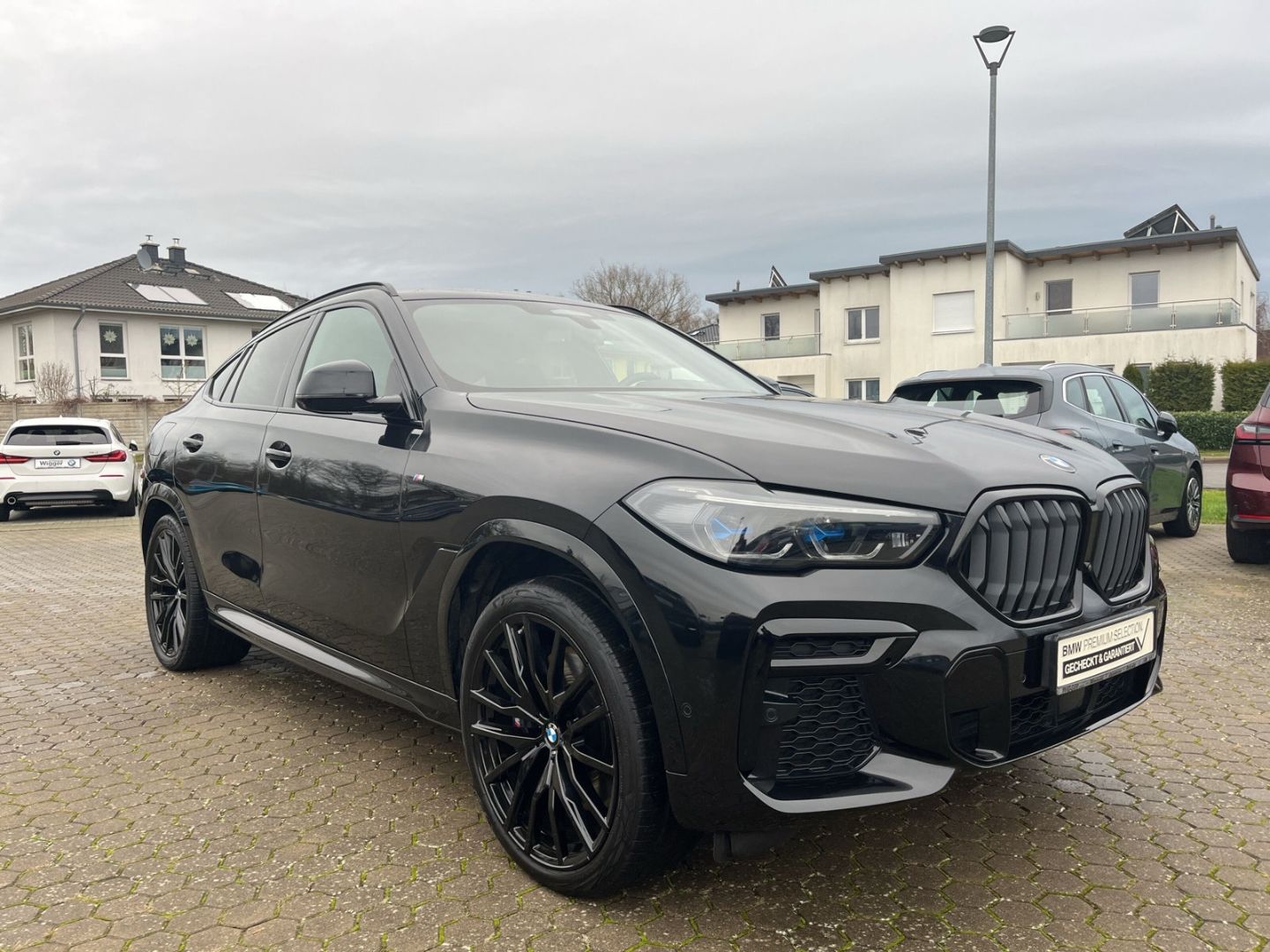 BMW X6 xDrive40d/M Sport/HUD/StHZG/AHK/BowersWilkins