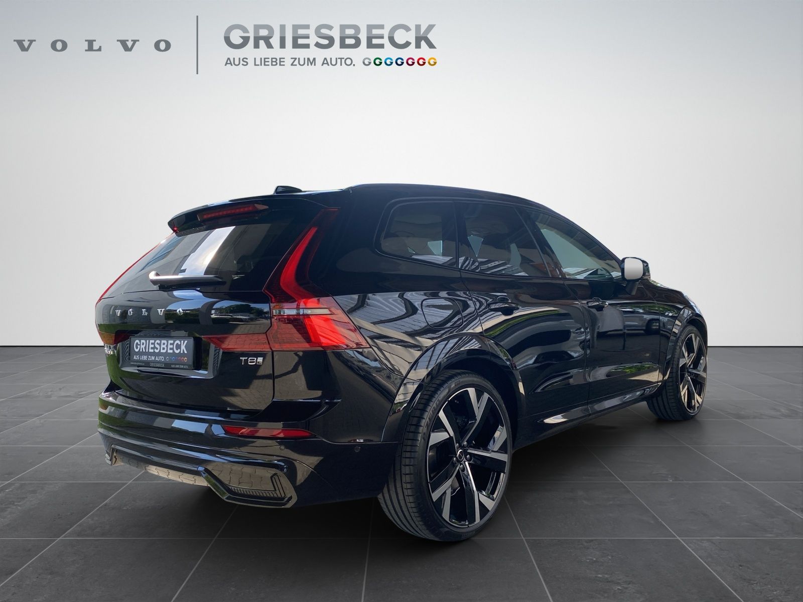 Volvo XC60 T8 Ultra Dark -Faclieft - Premium Paket AHK