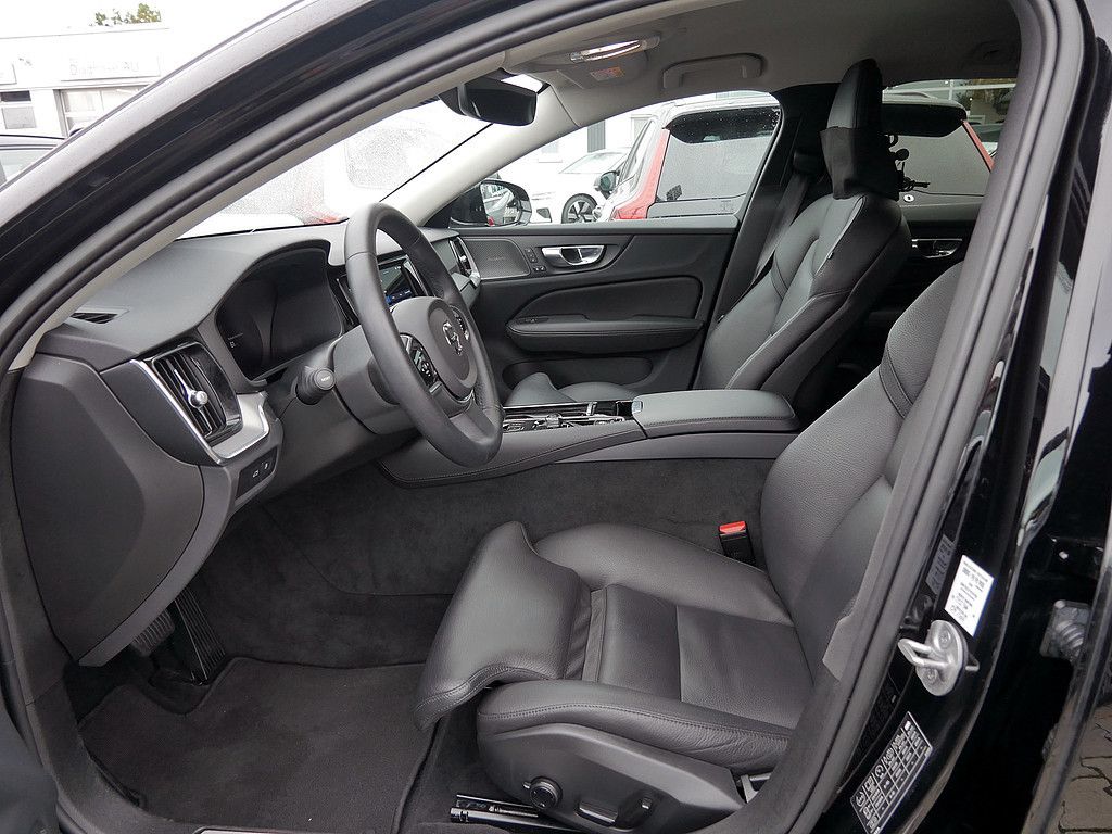 Volvo V60 T8 Recharge Plus Bright AWD AHK STANDHZ LED