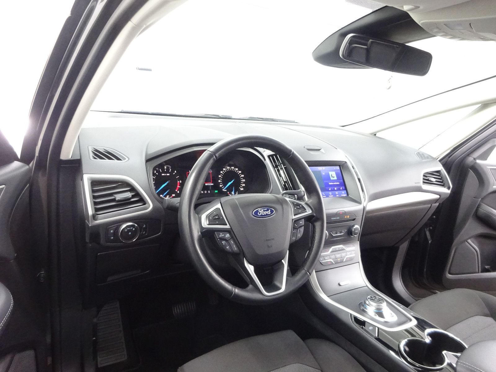 Ford S-Max 2.0 Aut./ACC/LED/Kamera/Winter/PDC/Nav/SHZ