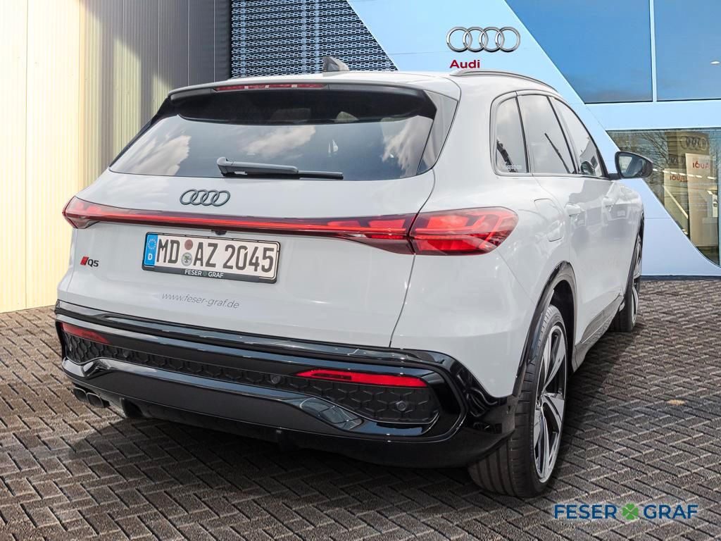 Audi Q5 edt. one - Samsaru's Car Outlet