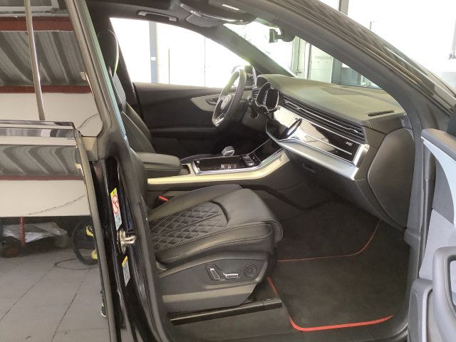 Audi Q8 55 TFSI quat. S line - Samsaru's Car Outlet
