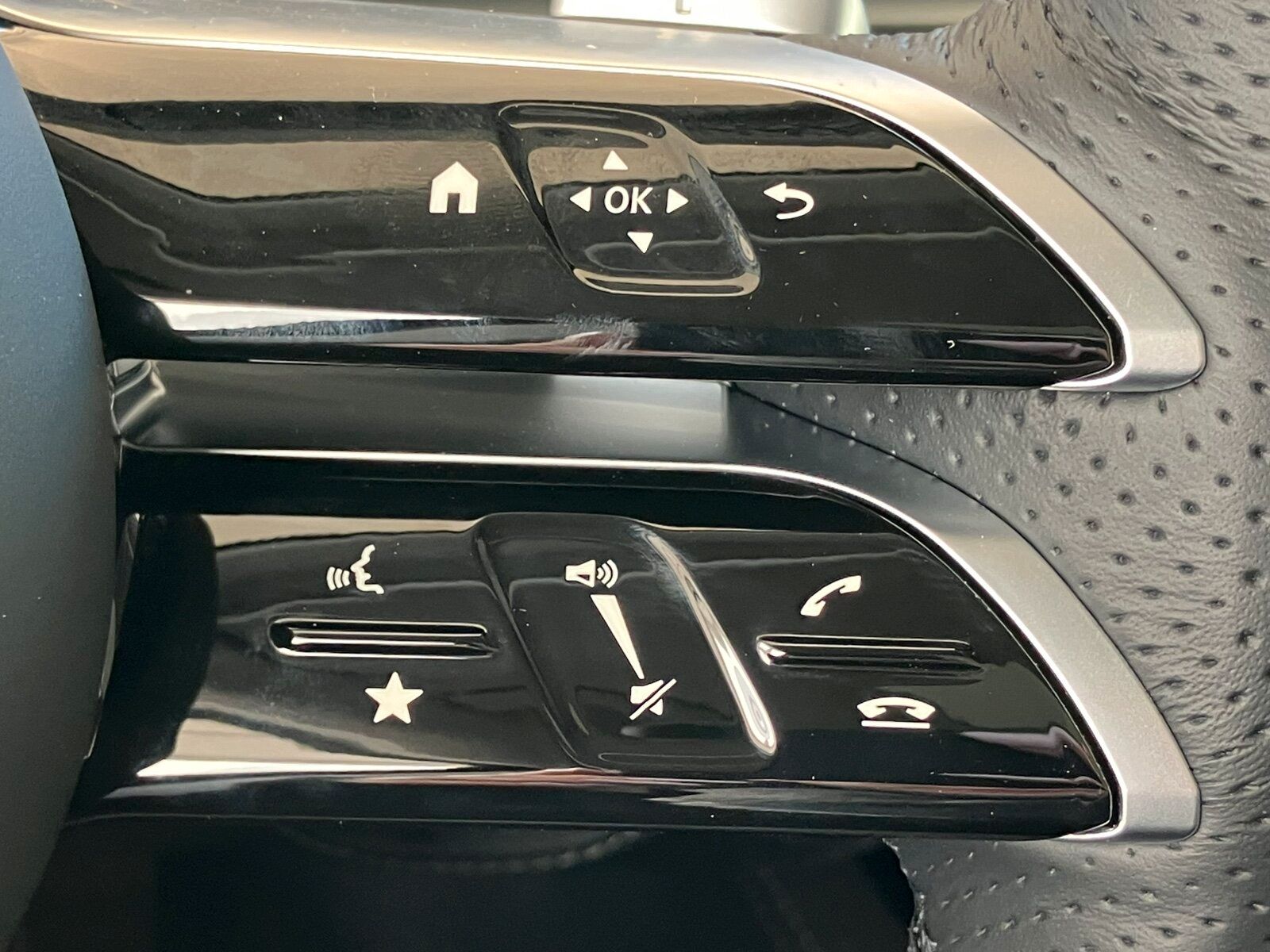 Mercedes-Benz GLE 450 d 4M AMG Line/Pano-Dach/Multibeam/Kamera