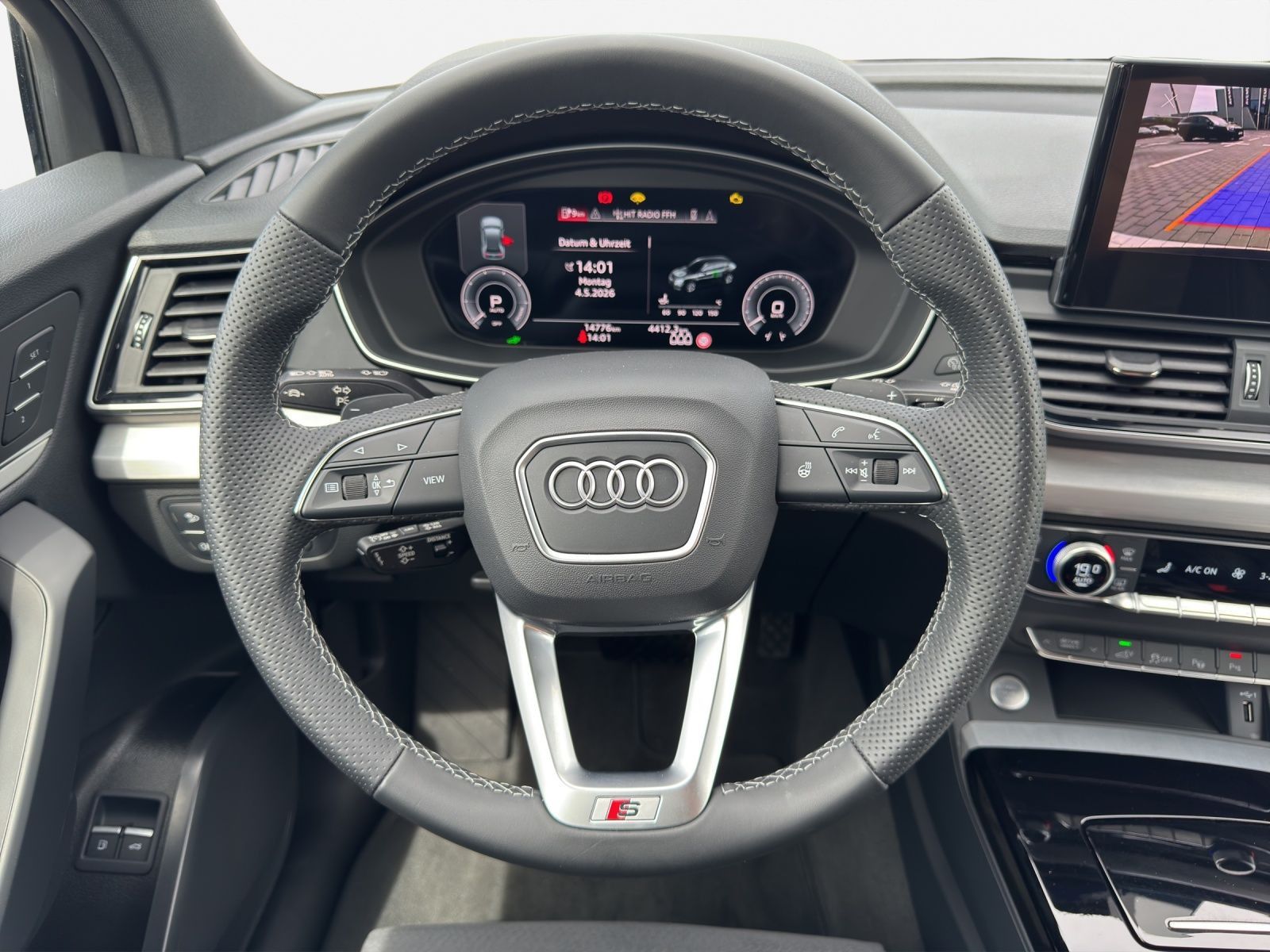 Audi Q5 55 TFSIe quattro S-LINE*NAVI-PLUS*MATRIX*KAME
