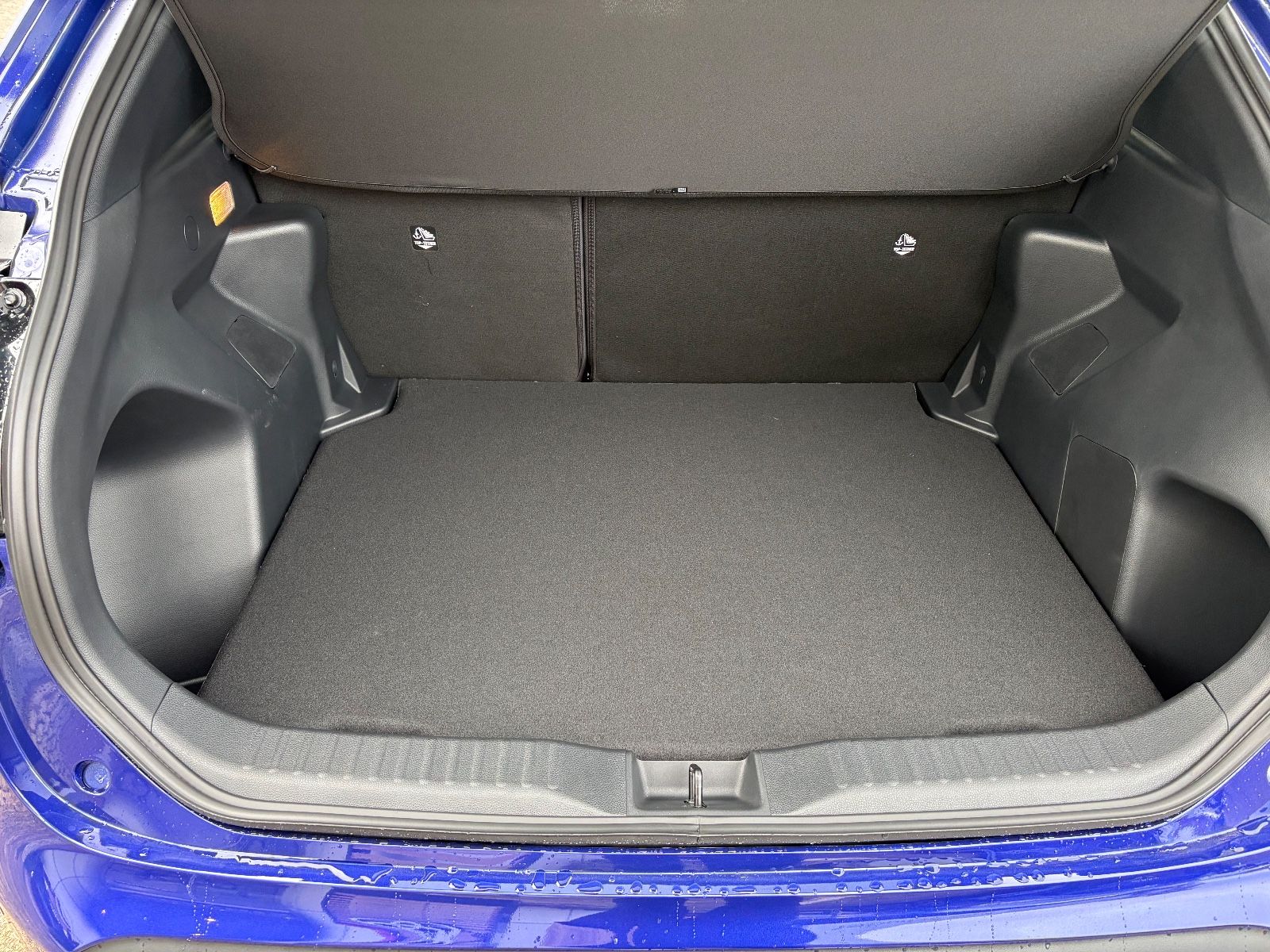 Toyota Yaris Cross Team D **SAFETY/WINTER**