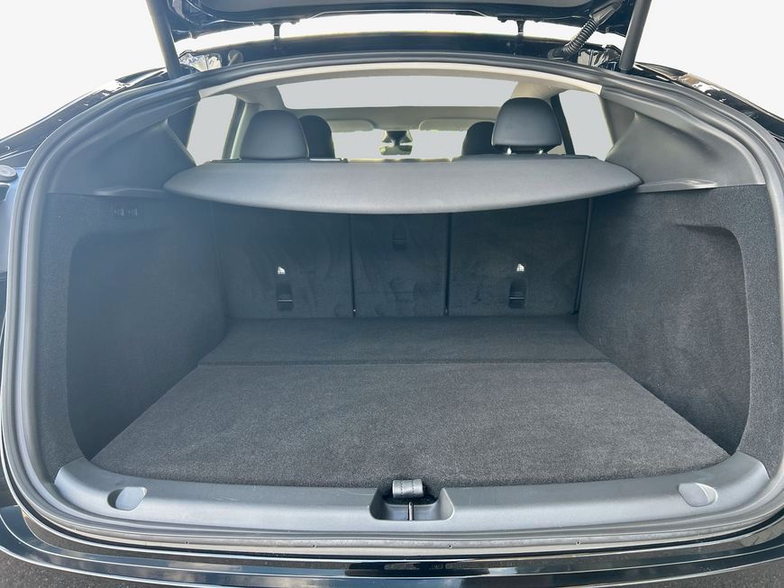 Tesla Model Y Performance Dual Motor AWD