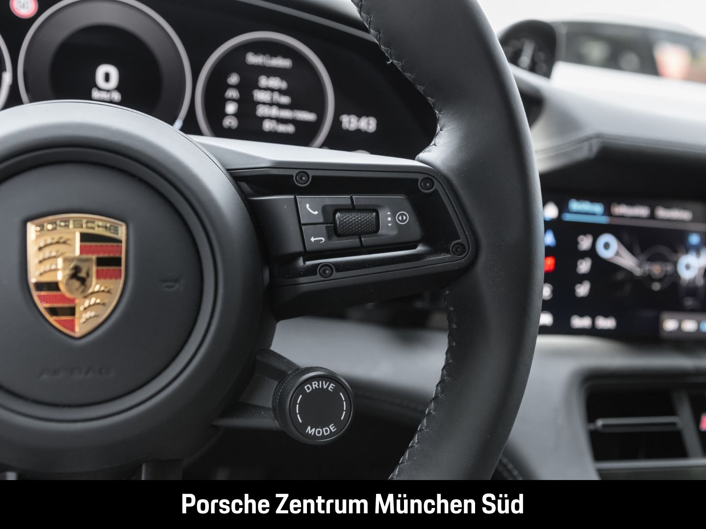 Porsche Taycan 4 Cross Turismo Surround-View InnoDrive