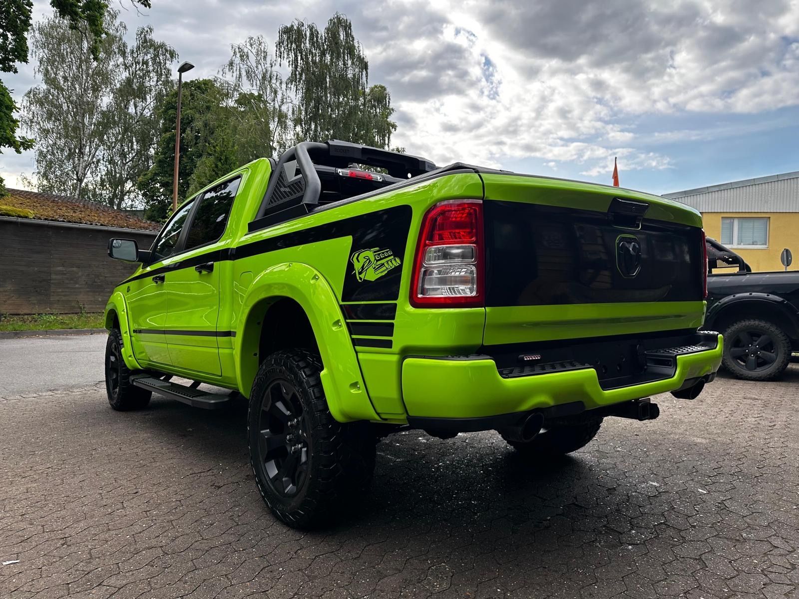 Dodge LIMITED*V8*4X4*AHK*LED*BÜGEL*OFFROAD*GARANTIE*