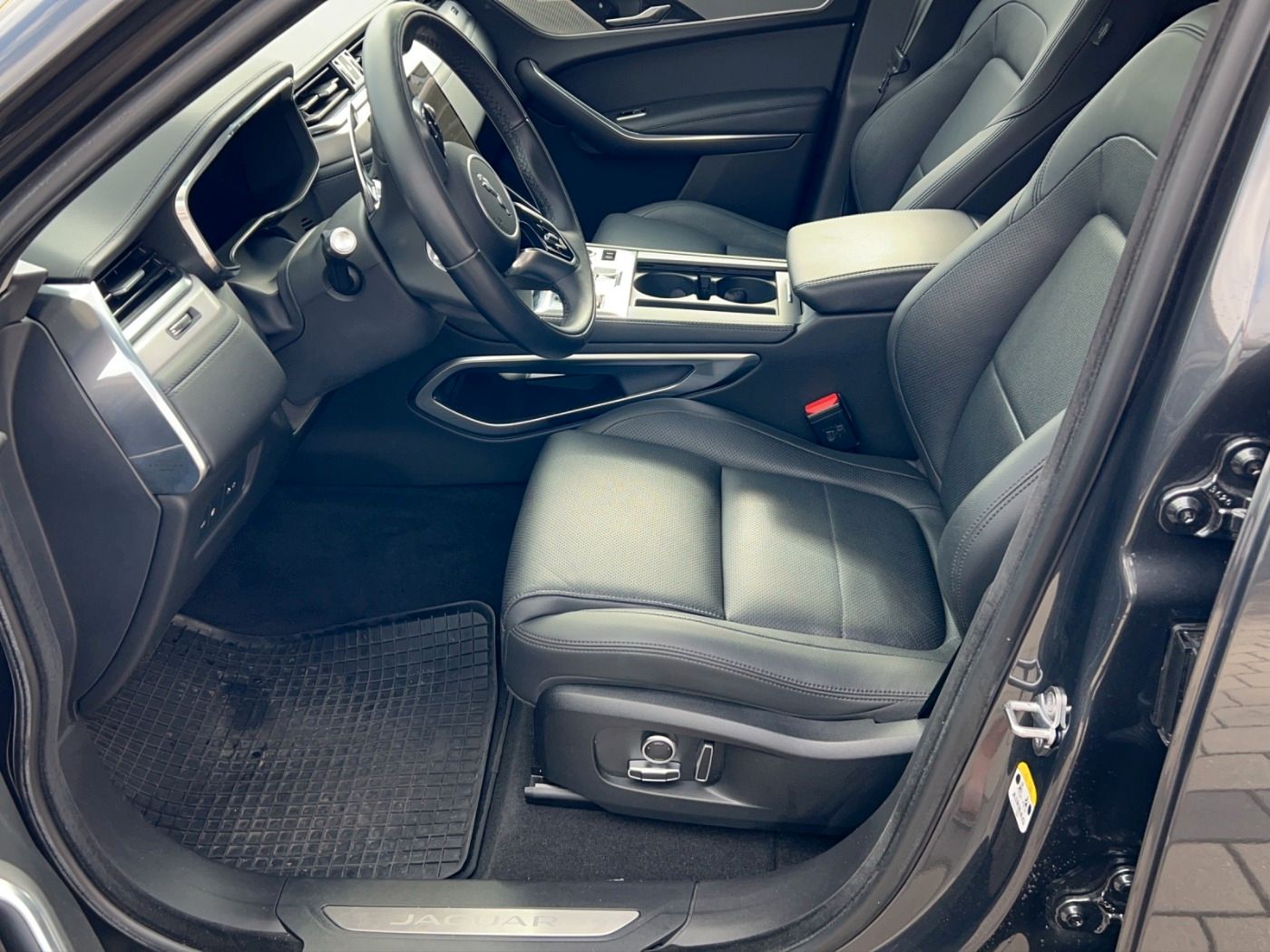 Jaguar F-PACE P400e - Hybrid 360 Leder SpurH LED