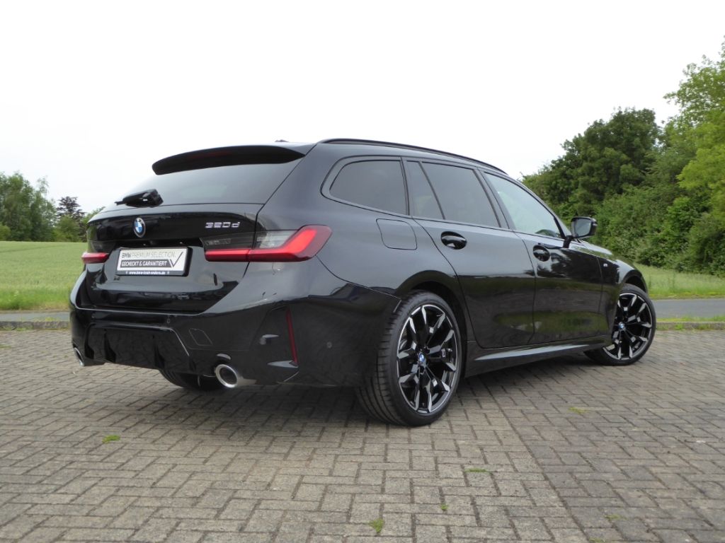 BMW 320 d xDrive Touring M Sport Head Up adapt. LED