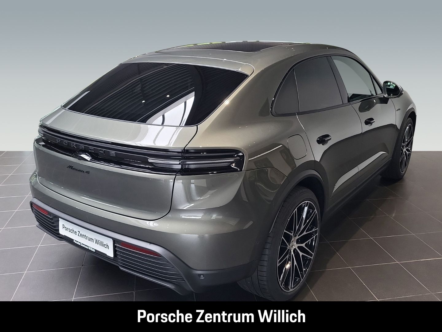 Porsche Macan 4 Surround-View LED-Matrix InnoDrive