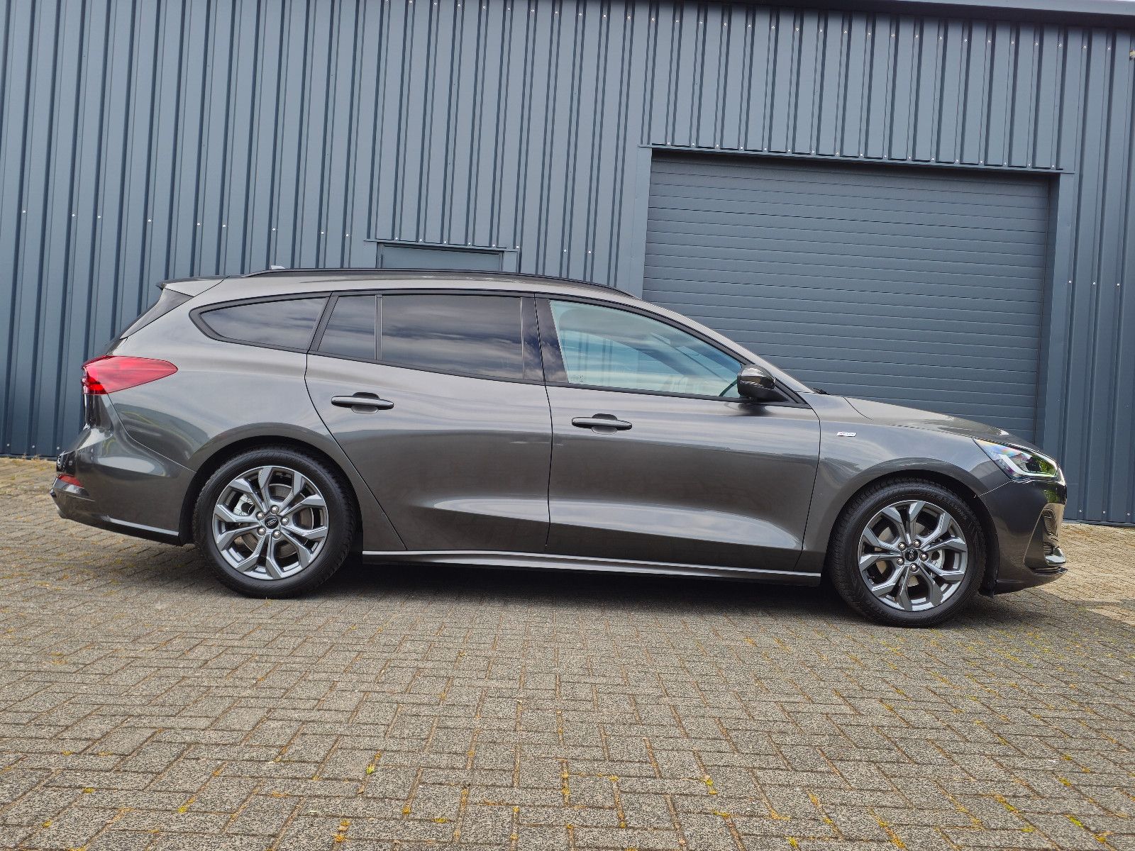 Ford Focus Turnier ST-Line Kamera Keyless Automat ACC