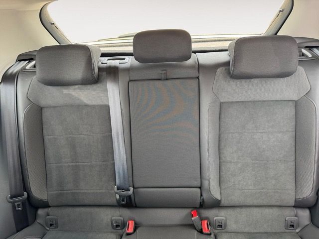 Volkswagen T-Roc 1.5 TSI DSG Style - Samsaru's Car Outlet