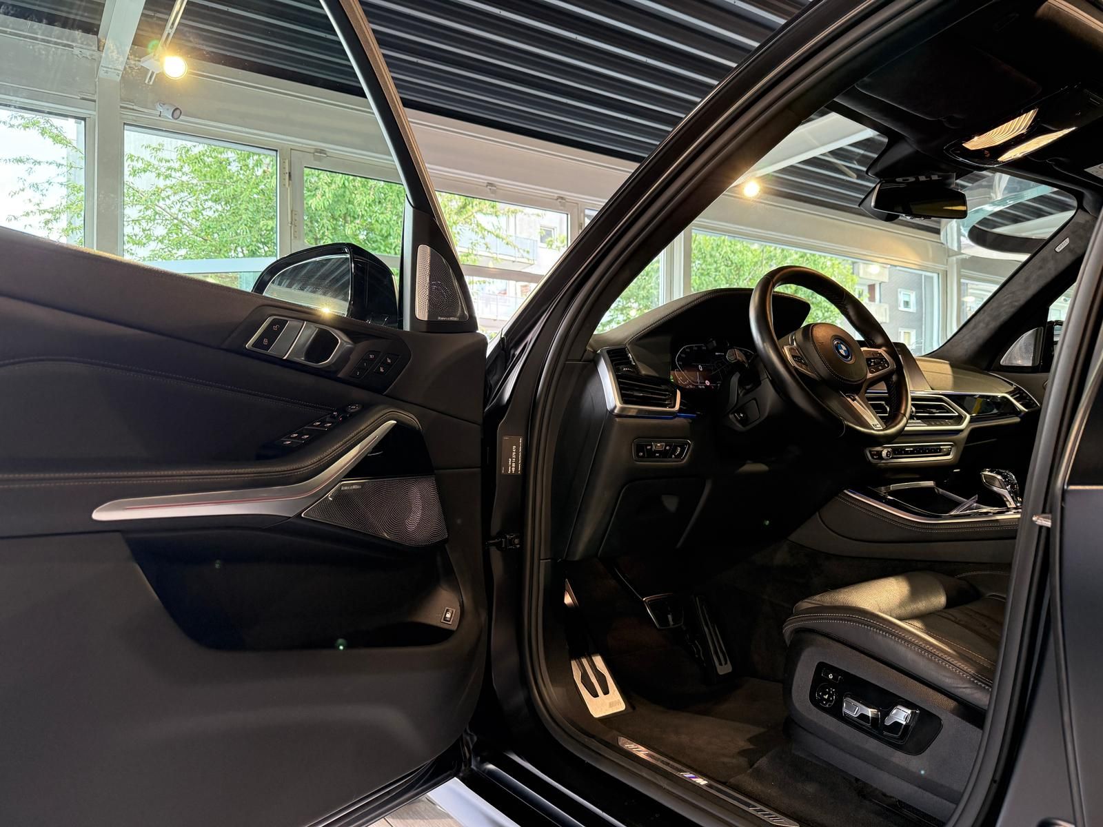BMW X5 xDrive 45 e M Sport*Pano-Sky*Massage*B&W*TV