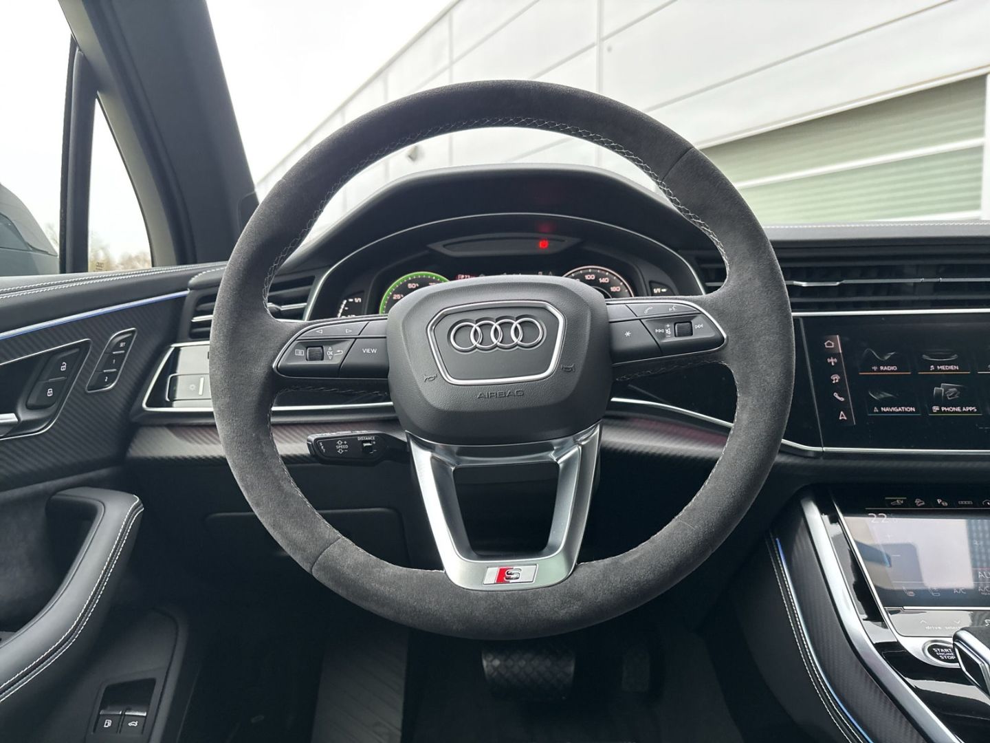 Audi Q7 S line business TFSIe quattro hybrid quat.+AH