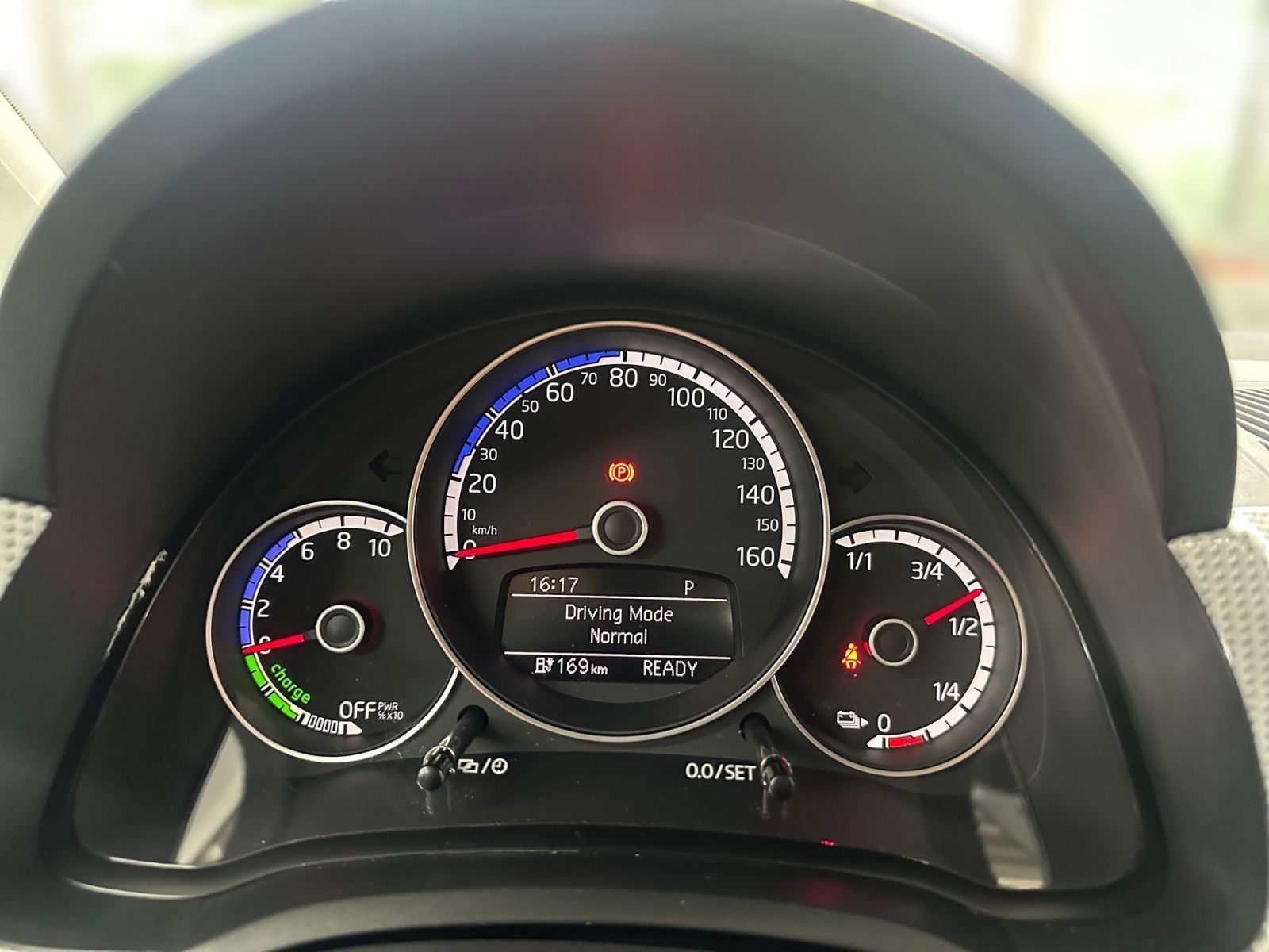 Volkswagen e-up! Style Plus - Samsaru's Car Outlet
