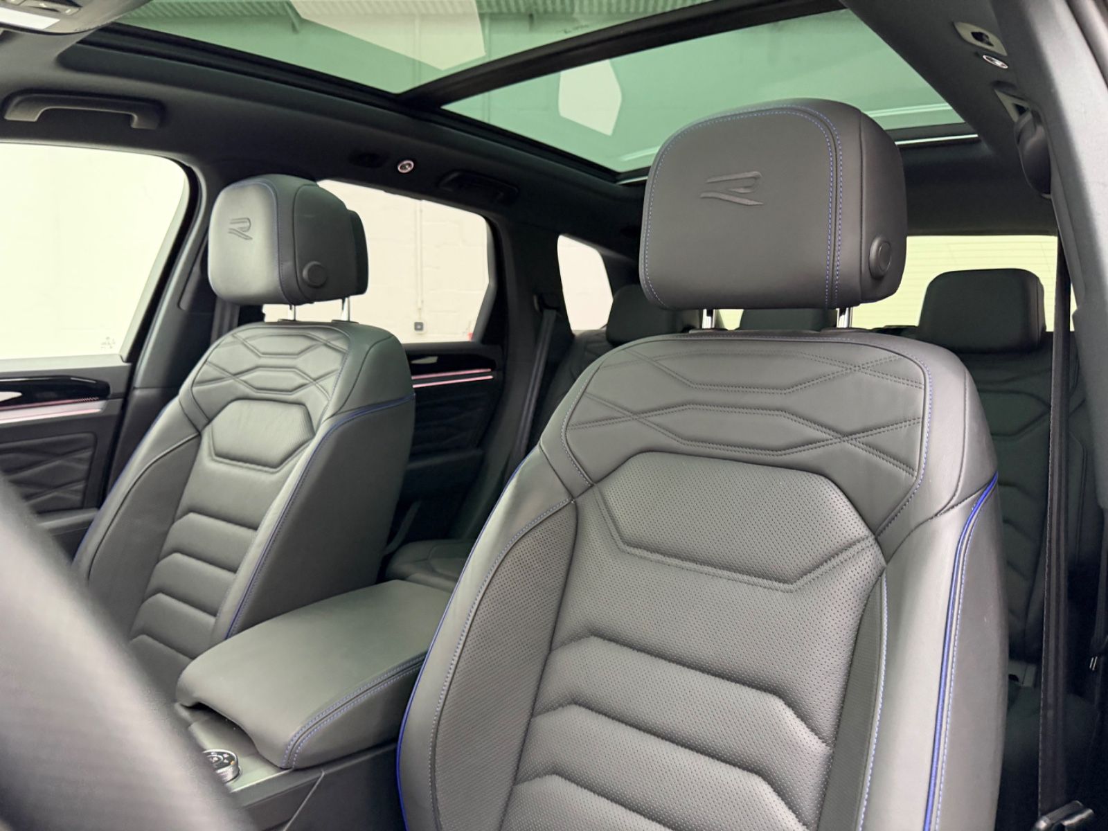 Volkswagen Touareg R 4Motion eHybrid+MATRIX+PANO+HEAD-UP+
