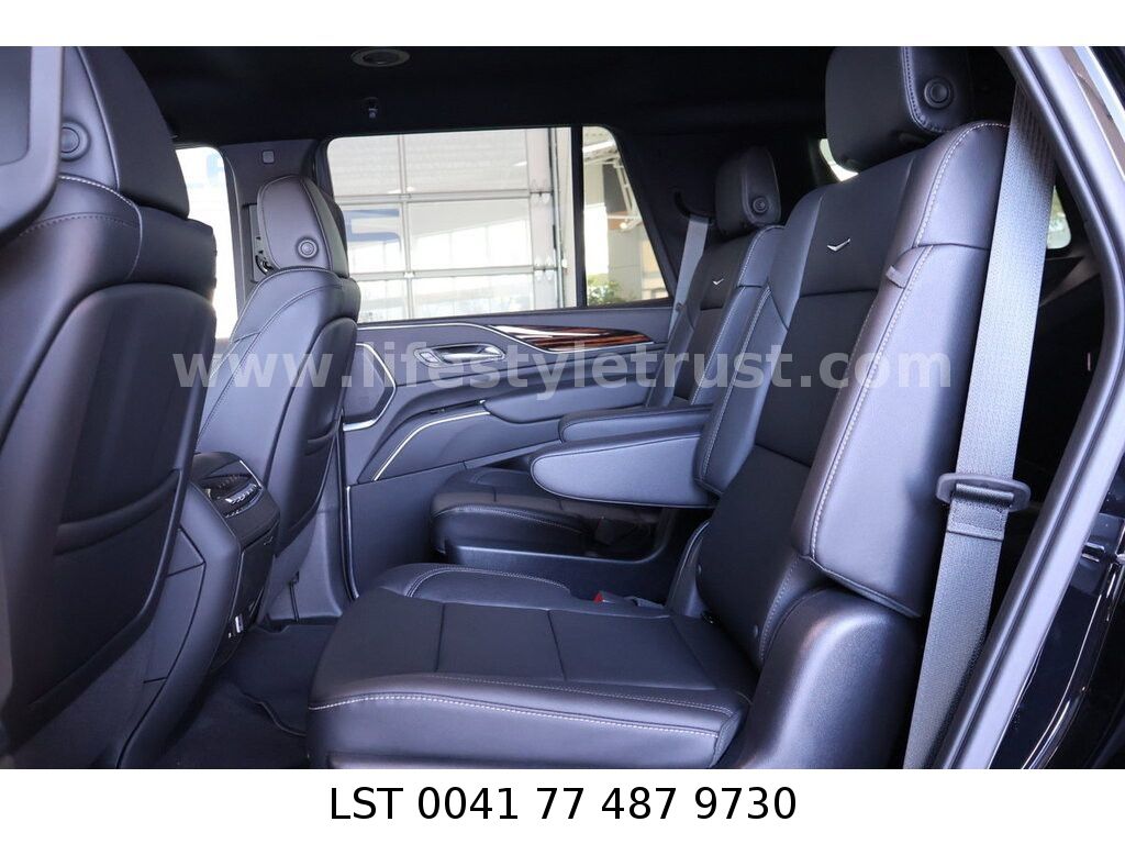 Cadillac Escalade LUXURY 6.2 V8 4WD - 2023 -  € 66.900 T1