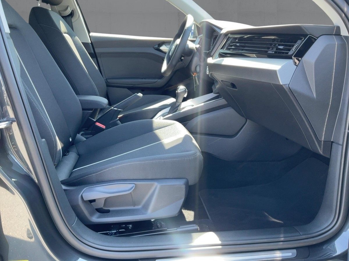 Audi A1 Sportback 25 TFSI S-TR ADVANCED - Samsaru's Car Outlet