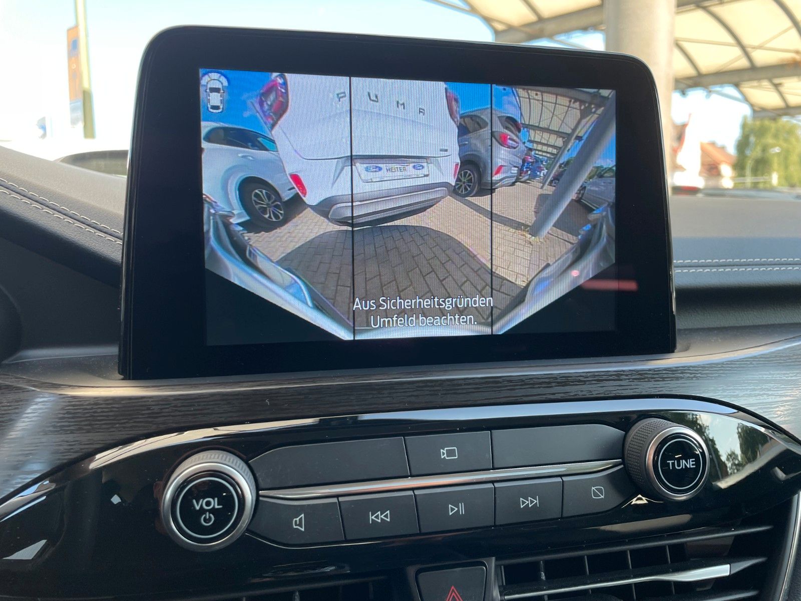 Ford Kuga FHEV Vignale - Samsaru's Car Outlet