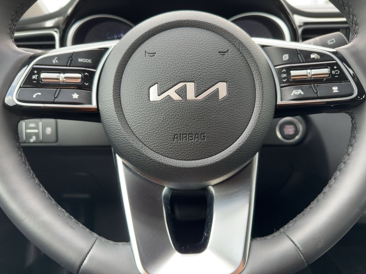 Kia cee'd 1.5T Spirit - Samsaru's Car Outlet